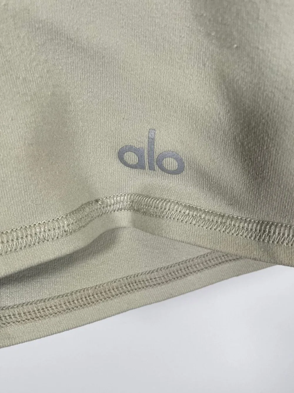 Alo Yoga 7” High Waist Bike Shorts Womens XS Green Gray Athletic Workout Gym